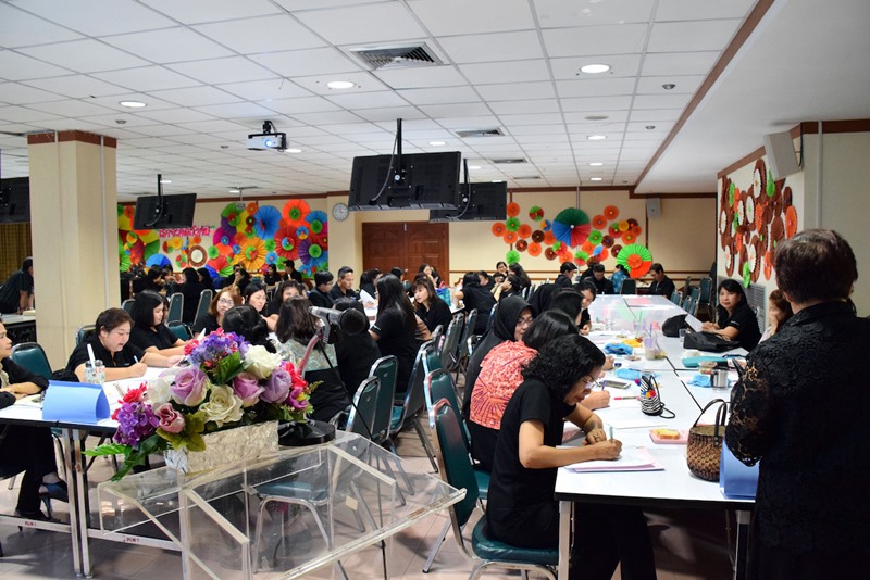 ภาพสำนักหอสมุดกลางจัดโครงการสัมมนาทางวิชาการประจำปี 2560 เรื่อง "การพัฒนาการสื่อสารเพื่อการบริการสู่ความเป็นเลิศ" (20 ม.ค. 2560)
