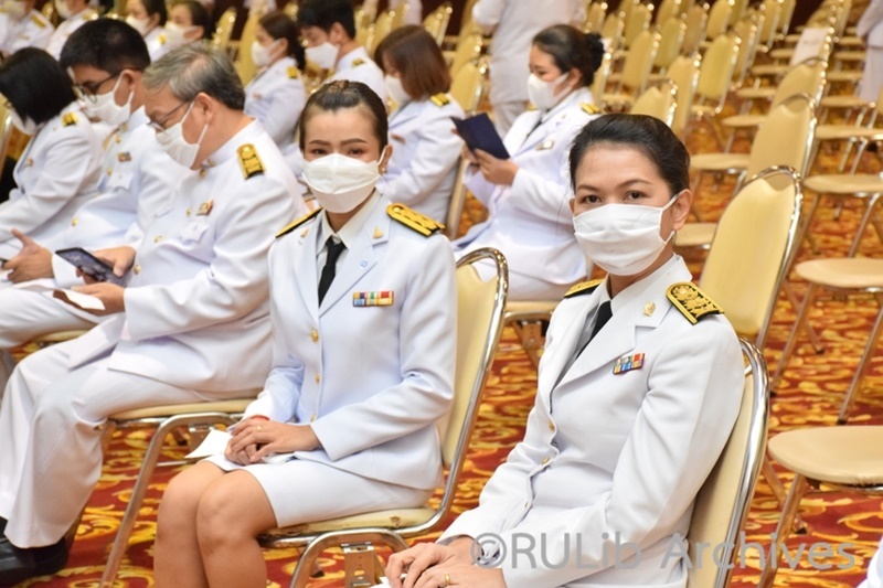 ภาพบุคลากรสำนักหอสมุดกลาง ร่วมพิธีฯ
