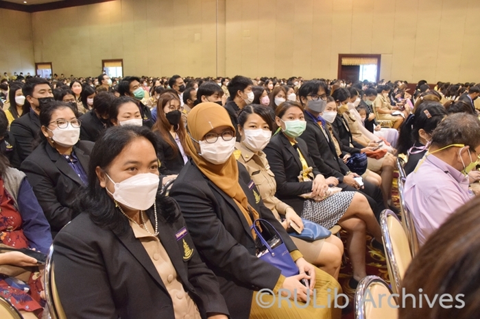 10 ต.ค. 2565 บุคลากรสำนักหอสมุดกลางร่วมประชุมเตรียมความพร้อมการสอบไล่ ภาค 1 ปีการศึกษา 2565