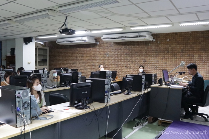 18 พ.ค. 2566 โครงการอบรมเชิงปฏิบัติการ เรื่อง เทคนิคการใช้งานโปรแกรม Microsoft Word and Excel สำหรับงานห้องสมุด