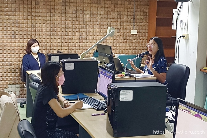 ภาพ 28 – 29 โครงการอบรมเชิงปฏิบัติการ เรื่อง Create List Function: Tips & Tricks สำหรับบุคลากรผู้ปฏิบัติงานของสำนักหอสมุดกลาง