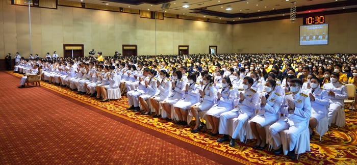ภาพคณะผู้บริหาร คณาจารย์ บุคลากร และนักศึกษามหาวิทยาลัยรามคำแหง เข้าร่วมพิธีฯ ภาพคณะผู้บริหาร คณาจารย์ บุคลากร และนักศึกษามหาวิทยาลัยรามคำแหง เข้าร่วมพิธีฯ