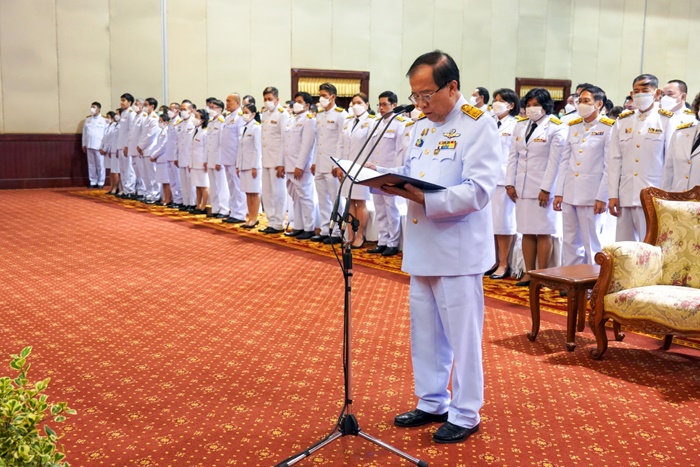 ภาพผู้ช่วยศาสตราจารย์วุฒิศักดิ์ ลาภเจริญทรัพย์ ประธานกรรมการส่งเสริมกิจการมหาวิทยาลัย กรรมการสภามหาวิทยาลัยรามคำแหง และรักษาราชการแทนอธิการบดีมหาวิทยาลัยรามคำแหง ประธานในพิธีฯ ภาพผู้ช่วยศาสตราจารย์วุฒิศักดิ์ ลาภเจริญทรัพย์ ประธานกรรมการส่งเสริมกิจการมหาวิทยาลัย กรรมการสภามหาวิทยาลัยรามคำแหง และรักษาราชการแทนอธิการบดีมหาวิทยาลัยรามคำแหง ประธานในพิธีฯ