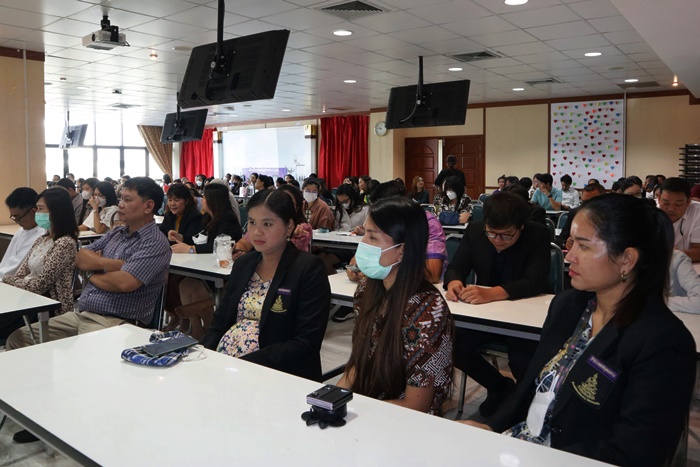 8 พ.ย. 2566 ประชุมสำนักหอสมุดกลางโดยคณะผู้บริหารมหาวิทยาลัยรามคำแหงมาตรวจเยี่ยมและชี้แจงแนวทางในการปฏิบัติราชการสำนักหอสมุดกลาง 8 พ.ย. 2566 ประชุมสำนักหอสมุดกลางโดยคณะผู้บริหารมหาวิทยาลัยรามคำแหงมาตรวจเยี่ยมและชี้แจงแนวทางในการปฏิบัติราชการสำนักหอสมุดกลาง