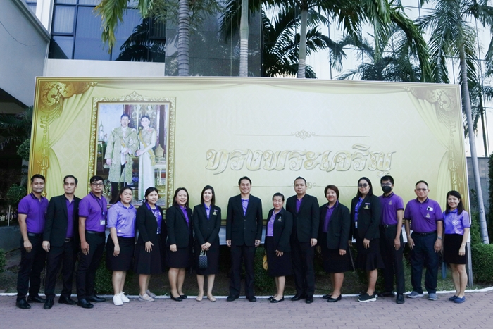 ภาพบุคลากรสำนักหอสมุดกลาง ร่วมพิธีถวายพระพรชัยมงคลและถวายกำลังใจแด่สมเด็จพระกนิษฐาธิราชเจ้า กรมสมเด็จพระเทพรัตนราชสุดาฯ สยามบรมราชกุมารี ภาพบุคลากรสำนักหอสมุดกลาง ร่วมพิธีถวายพระพรชัยมงคลและถวายกำลังใจแด่สมเด็จพระกนิษฐาธิราชเจ้า กรมสมเด็จพระเทพรัตนราชสุดาฯ สยามบรมราชกุมารี