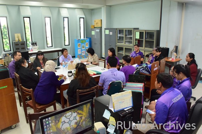 ภาพ 21 มิถุนายน 2567 การตรวจติดตามฯ PM สก. 2 ฝ่ายบริการสารสนเทศ หน่วยบริการทรัพยากรสารสนเทศ บริการหมวด A-Z A-Z ตำราเรียนและหนังสือสำรอง