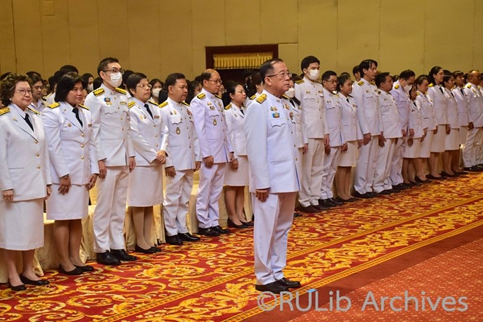 ภาพผู้ช่วยศาสตราจารย์วุฒิศักดิ์ ลาภเจริญทรัพย์ ประธานกรรมการส่งเสริมกิจการมหาวิทยาลัย กรรมการสภามหาวิทยาลัยรามคำแหง และรักษาราชการแทนอธิการบดีมหาวิทยาลัยรามคำแหง เป็นประธานในพิธีฯ ภาพผู้ช่วยศาสตราจารย์วุฒิศักดิ์ ลาภเจริญทรัพย์ ประธานกรรมการส่งเสริมกิจการมหาวิทยาลัย กรรมการสภามหาวิทยาลัยรามคำแหง และรักษาราชการแทนอธิการบดีมหาวิทยาลัยรามคำแหง เป็นประธานในพิธีฯ