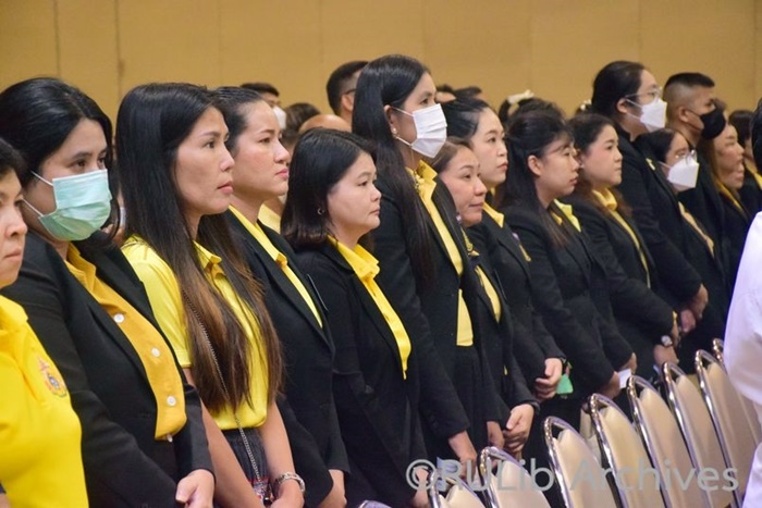 ภาพบุคลากรสำนักหอสมุดกลาง เข้าร่วมงานวันเฉลิมพระชนมพรรษาพระบาทสมเด็จพระเจ้าอยู่หัวฯ ฯ ภาพบุคลากรสำนักหอสมุดกลาง เข้าร่วมงานวันเฉลิมพระชนมพรรษาพระบาทสมเด็จพระเจ้าอยู่หัวฯ ฯ