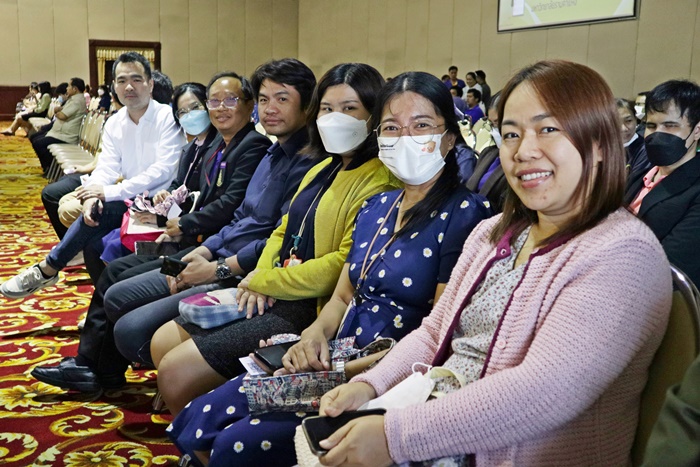 ภาพชุด 9 ต.ค. 2567 บุคลากรสำนักหอสมุดกลาง ร่วมประชุมชี้แจงแนวทางการปฏิบัติงานควบคุมการสอบไล่ ภาคการศึกษาที 1 ปี 2567