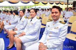ภาพบุคลากรสำนักหอสมุดกลาง เข้าร่วมพิธีฯ