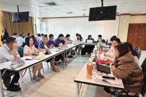 ภาพบรรยากาศ ระหว่างการทำกิจกรรมเชิงปฏิบัติการ (Workshop) ในช่วงบ่าย