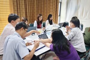 ภาพบรรยากาศ ระหว่างการทำกิจกรรมเชิงปฏิบัติการ (Workshop) ในช่วงบ่าย